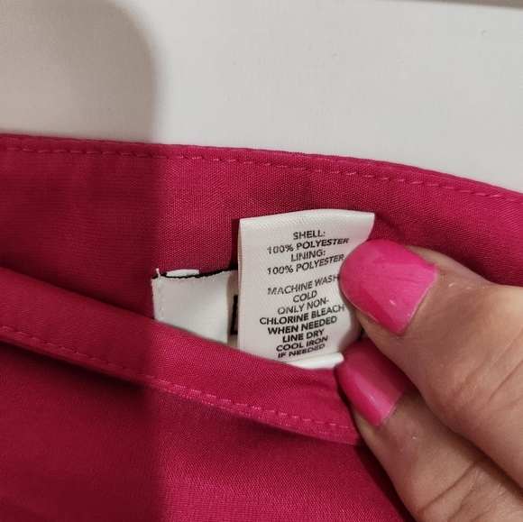 Ann Taylor Loft mini skirt, size 8. NWOT - Picture 4 of 6